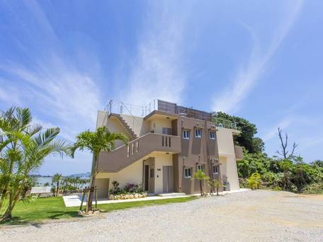 ビーチサイドリゾート グランブルー沖縄 / 1