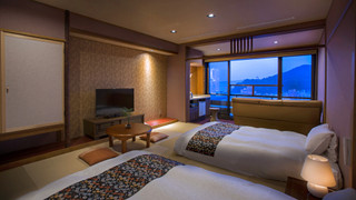 【和】海と夜景が一望の最上階 [デラックス] [ツインルーム] [禁煙] [夜景がきれい] [海が見える]