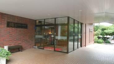 施設の入り口 / 18