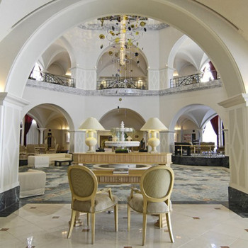 キャッスル風ホテルでロマンチックに過ごそう♡3509166