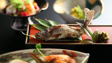 食事・飲み物 / 4