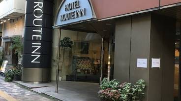 施設の入り口 / 18