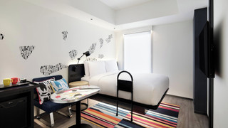 aloft ルーム キングベッド 1 台