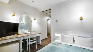 ダブルルーム喫煙可