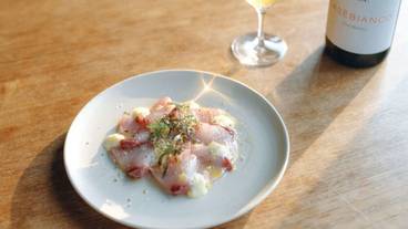 食事・飲み物 / 9