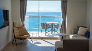 デラックスバルコニースイート 禁煙 (朝食 + フレンチディナー [17:00~17:30] 付き)