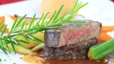 食事・飲み物 / 4