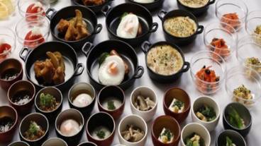 食事・飲み物 / 3