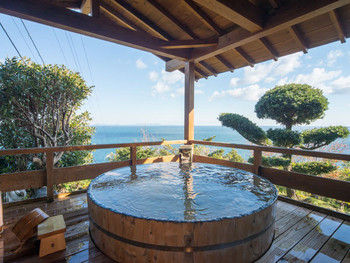 海女の町に建つ正統派旅館で新鮮な海の幸を満喫3933578