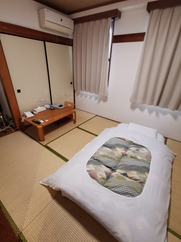 ビジネスホテル林荘