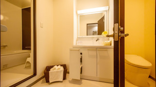 スイートルーム 201