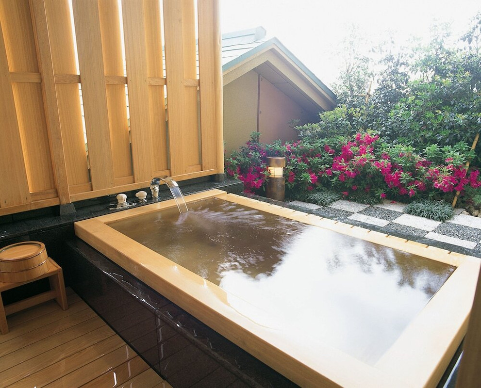 楓の棟Bタイプスイート和室②