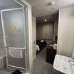 部屋のドアを開けたら、すぐ洗面台