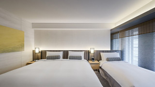 スーペリア・スーパーキング (ベッドサイズ：幅240cm x 長さ203cm) エキストラベッド付 禁煙