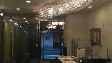 内部エントランス / 2