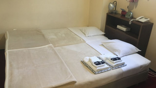 ツインルーム シングルベッド 2 台