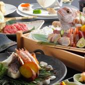 ホテル＆リゾーツ 南淡路（兵庫県 リゾートホテル）：日本料理レストラン「播磨灘（はりまなだ）」では、地元産の海鮮を中心とした会席料理がいただける。「淡路牛しゃぶしゃぶ」や「あわびのお造り」など追加料理も人気。サプライズも対応可能。 / 5