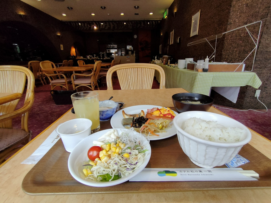 朝食ビュッフェ