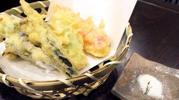 食事・飲み物 / 4