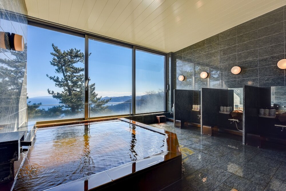 熱海倶楽部 迎賓館（アタミクラブ ゲイヒンカン） / 2