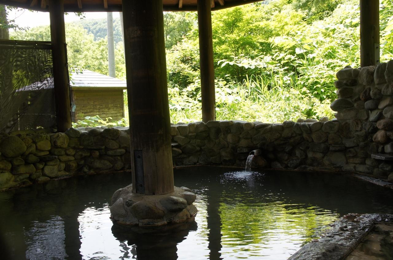 珍しい「炭酸泉」を堪能4026209