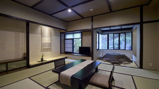 四季の移ろいと山を望む掘りごたつのある空間 (山の菴･和室) 禁煙