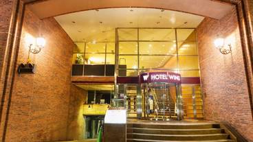 施設の入り口 / 34