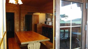 客室内のダイニングエリア / 20