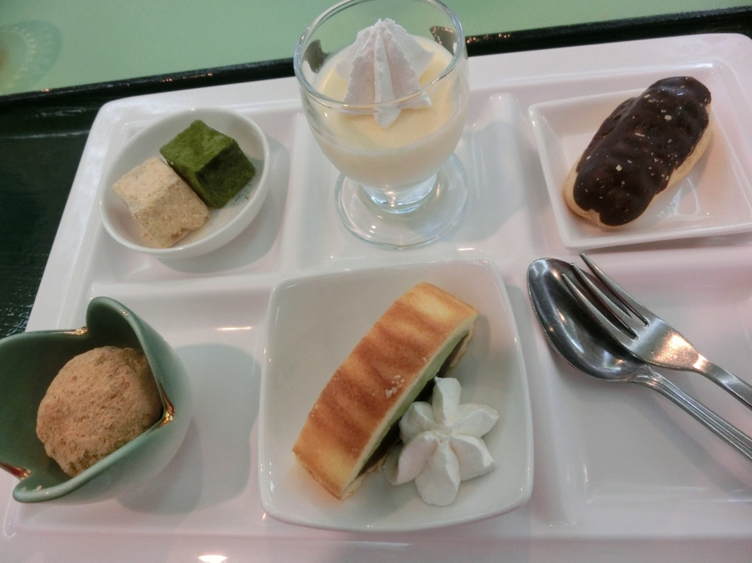 朝食デザートも充実