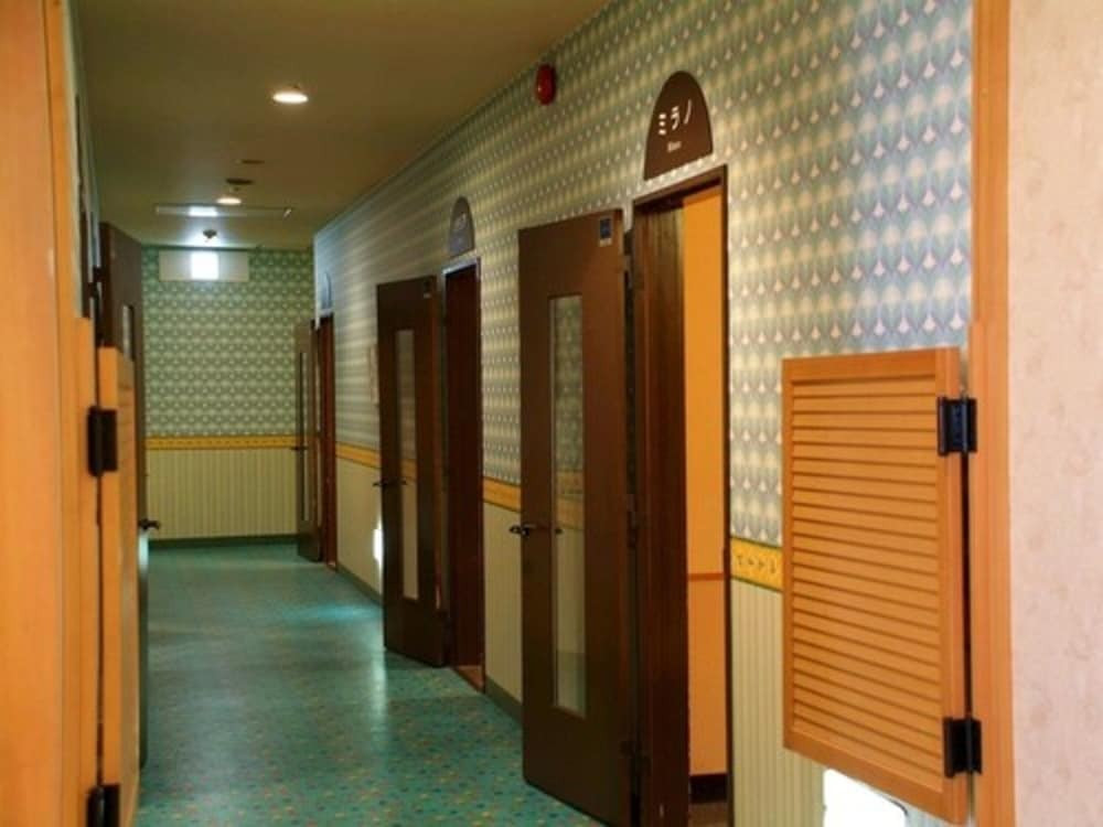 カラオケ ルーム