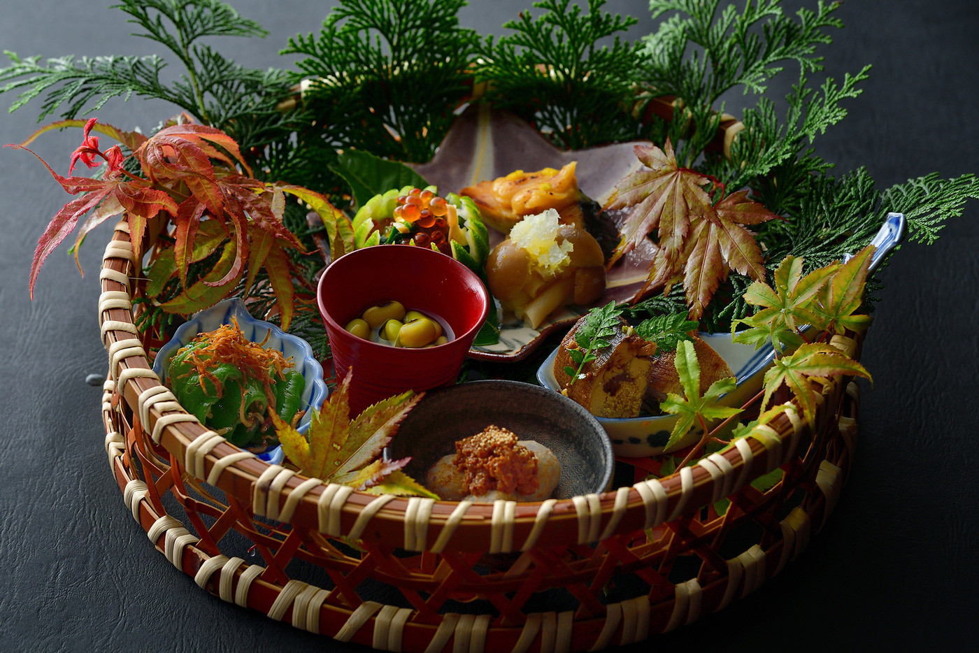 紅葉の名勝として知られる楓仙峡を望む静かな宿3934192