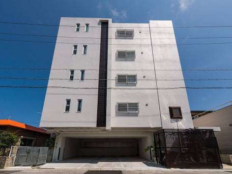 MINATO Chatan Seaside Condominium / 3