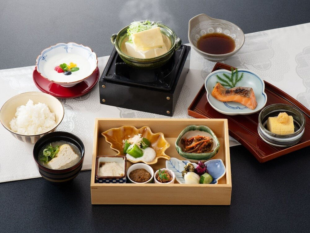 「京湯元ハトヤ瑞鳳閣」　朝食