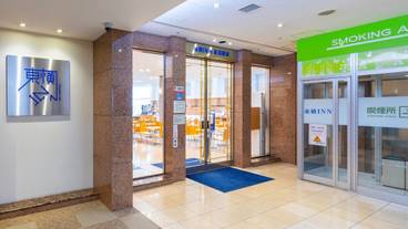 施設の入り口 / 4