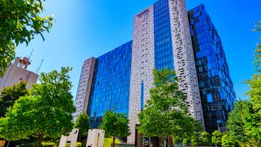 新宿イーストサイドスクエア / 1