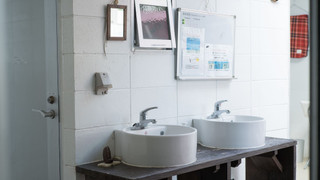 ツインルーム 共用バスルーム