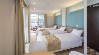 スーペリア スタジオ シングルベッド 3 台 バルコニー