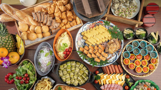 [禁煙] ダブルルーム 大人最大2名 (朝食ビュッフェ + 博多水炊き付き)