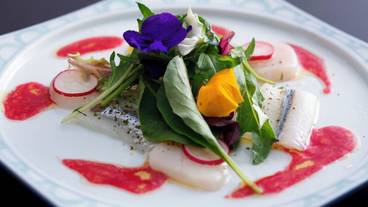 食事・飲み物 / 4