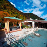 女子一人旅におすすめ！日帰りできる温泉施設6選｜関東