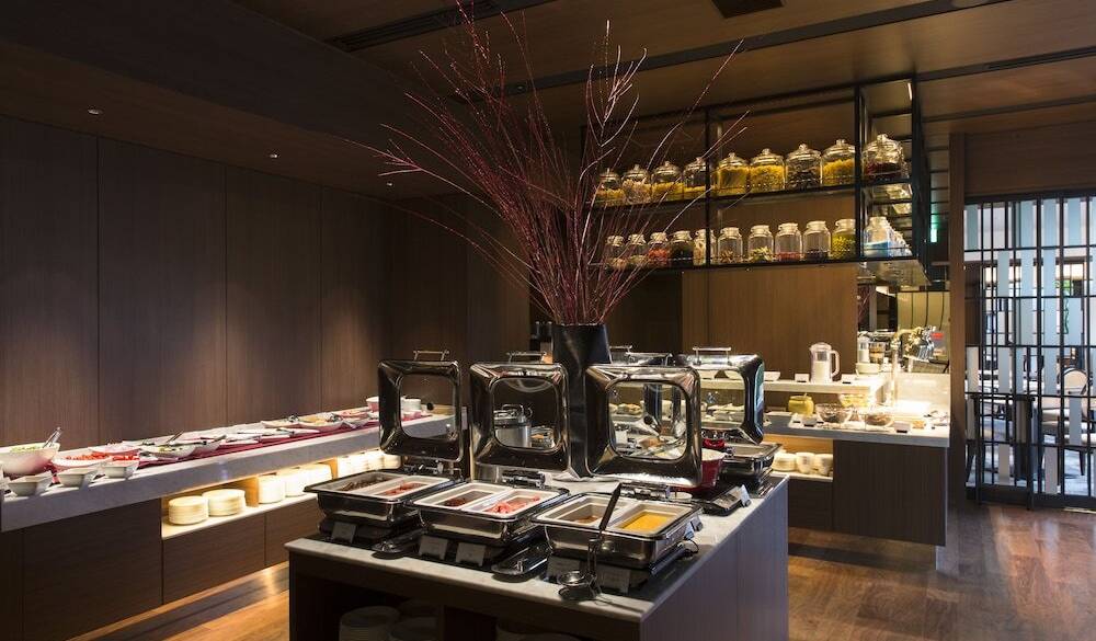 マレ・ドール(朝食時間) / 1