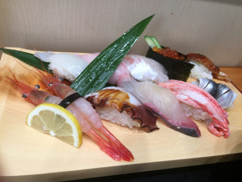 「まるよし」 料理 43597147 上にぎり盛り合わせ