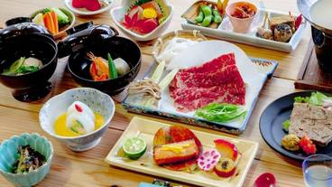 食事・飲み物 / 2