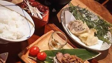 食事・飲み物 / 5