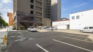 駐車場 / 5