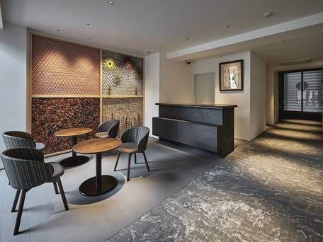 THE HOTELS HAKATA 春重 本館 / 2