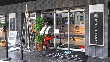 施設の入り口 / 6