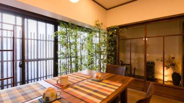 客室内のダイニングエリア / 10