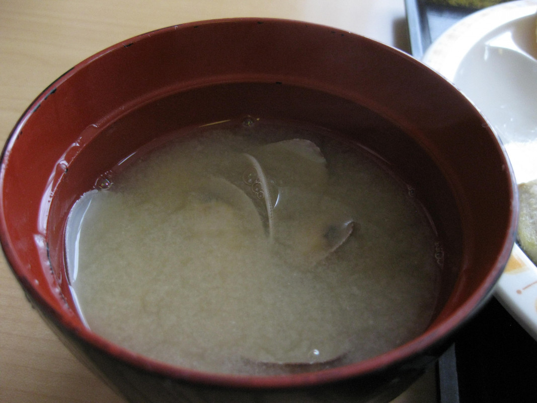 朝食 あさりのみそ汁が美味しい