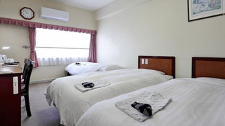 トリプルルーム 喫煙可